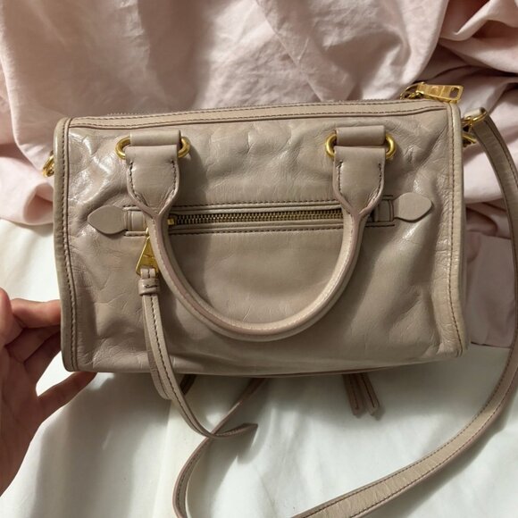 MiuMiu Vitello Cross Bag - Picture 2 of 2